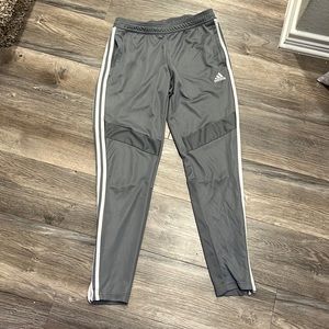 Grey Adidas sweatpants size medium only worn twice